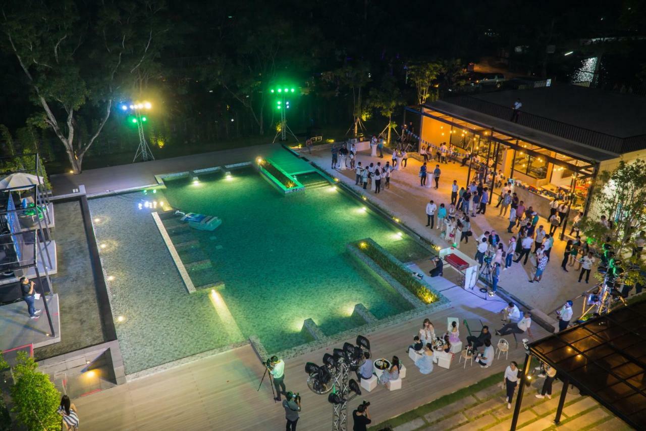 The Gallery Hotel Nai Harn Exterior foto