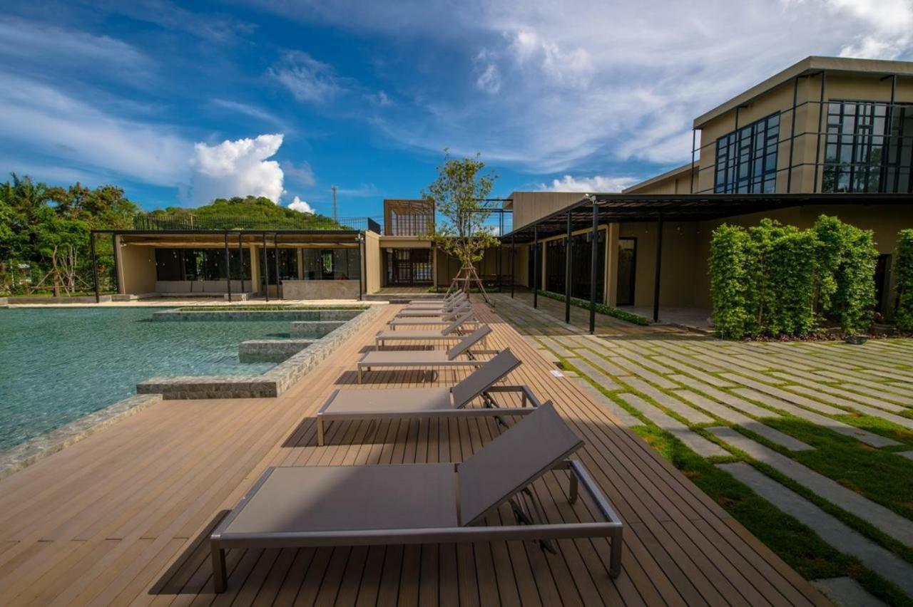 The Gallery Hotel Nai Harn Exterior foto